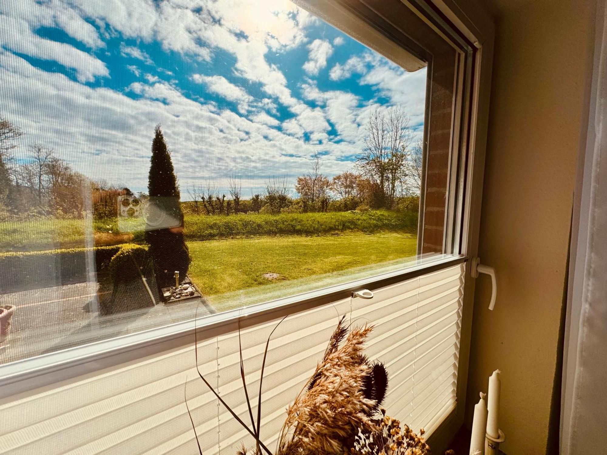 Schönhagen Segelund - Zeit Fuer Uns- Ruhige Und Sonnige Ferienwohnung Mit Terrasse Und Garten Nahe Strand Und Ostsee מראה חיצוני תמונה